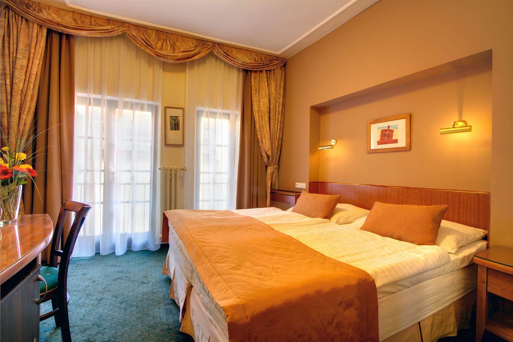 Clementin Hotel Prag Eksteriør billede